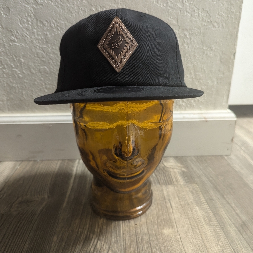 Fox Still In Snapback - Picture 3 of 9